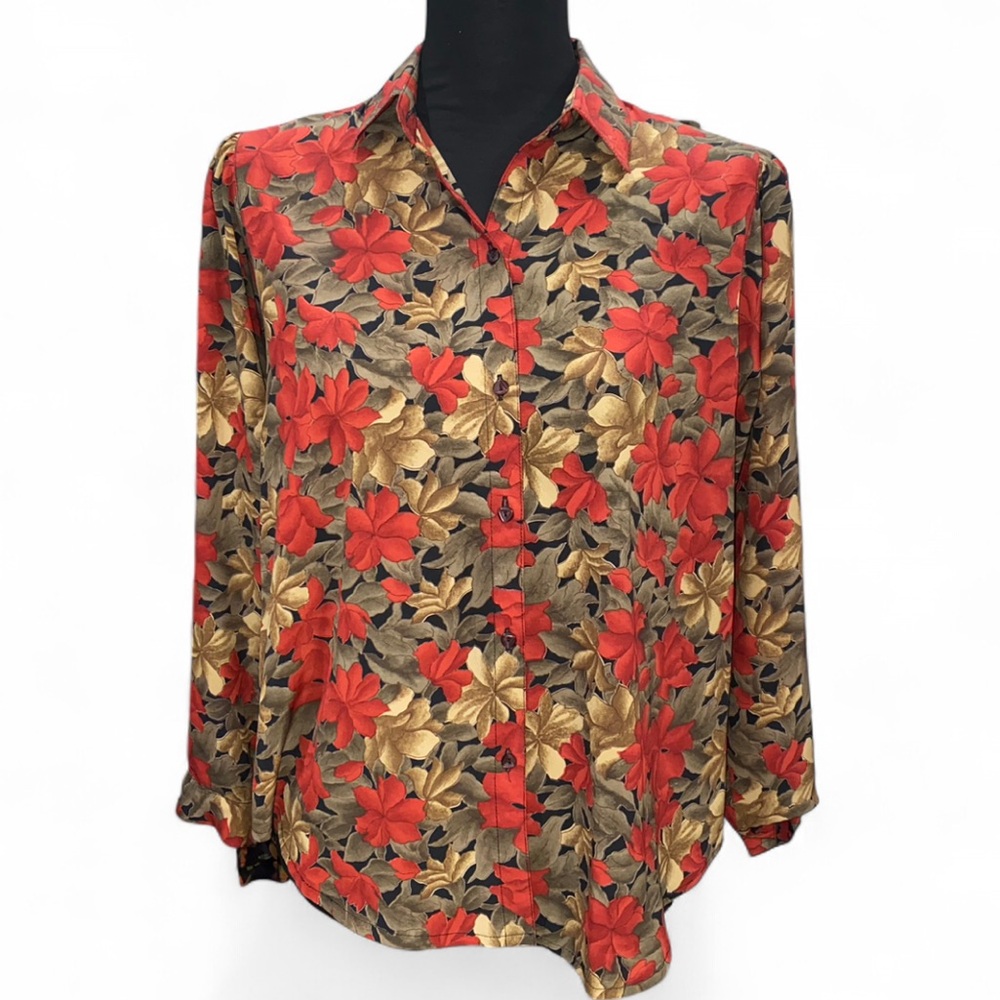 Vintage Macao Inggo- Red and Gold